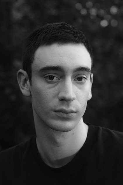 Théodore Pellerin como Boy From Winston-Salem