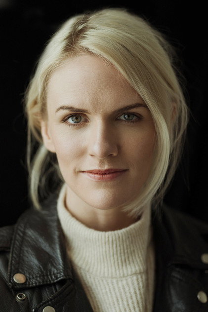 Sophia Heikkilä como Mrs. Malander