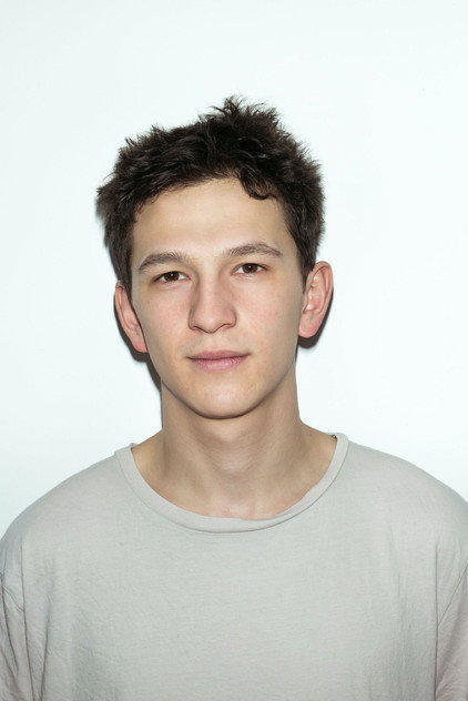 Ignacy Liss as Maks