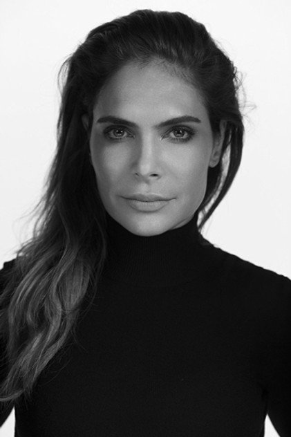 Ayda Field 饰 Self