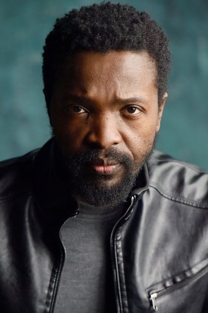 Ivan Mbakop as Tambwe