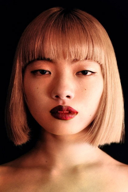 山田 葵 nel ruolo di Ms. S