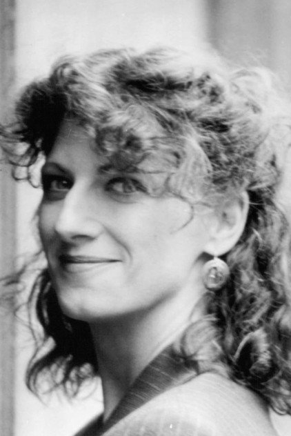 Angela Finocchiaro as Anna Delle Fave