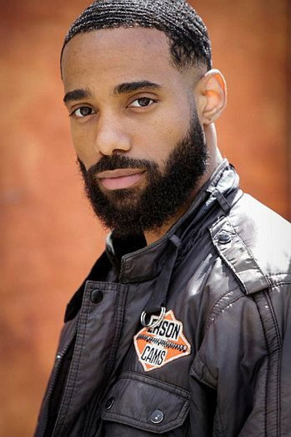 Philemon Chambers como Nick