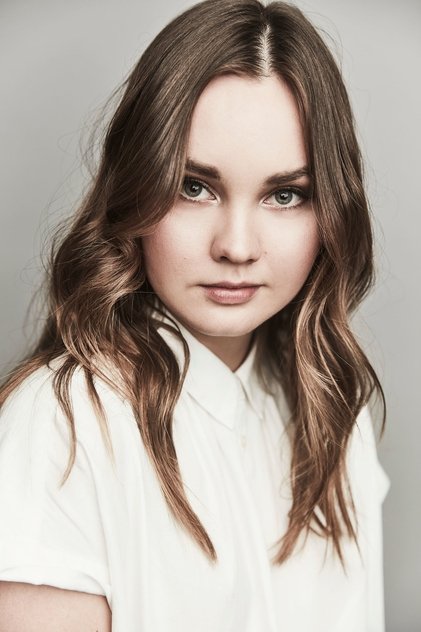 Liana Liberato as Quinn Bailey