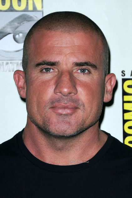 Dominic Purcell as Tom Moran