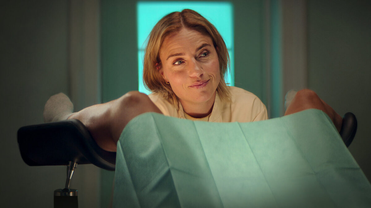 Baby Fever: una comedia dramática con momentos brillantes pero incoherente».