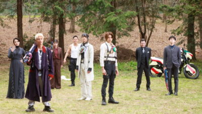 The ensemble cast of Kamen Rider Zeztz: Farewell Mission, directed by Kazuya Kamihoriuchi.