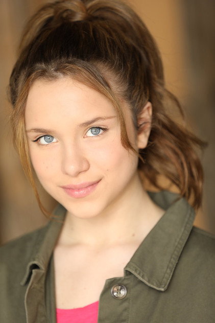 Bianca D'Ambrosio as Becky