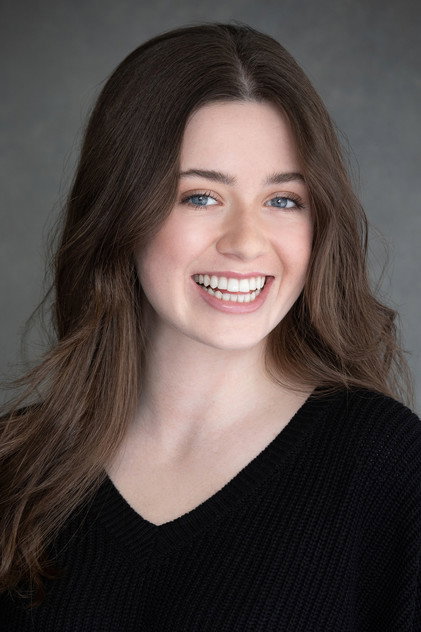 Ellison Grier Butler como Christine Crawford (as Ellison Butler)