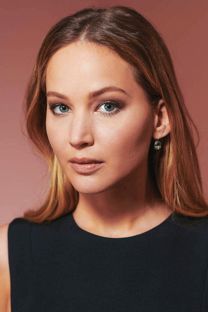 Jennifer Lawrence como Maddie Barker