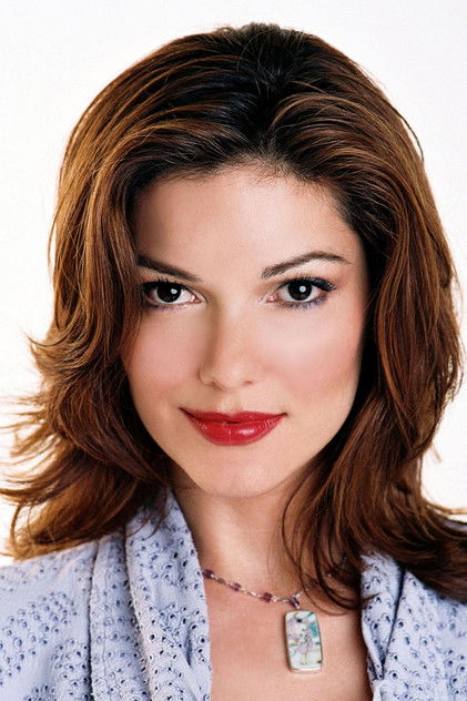Laura Harring como Marcela Castillo