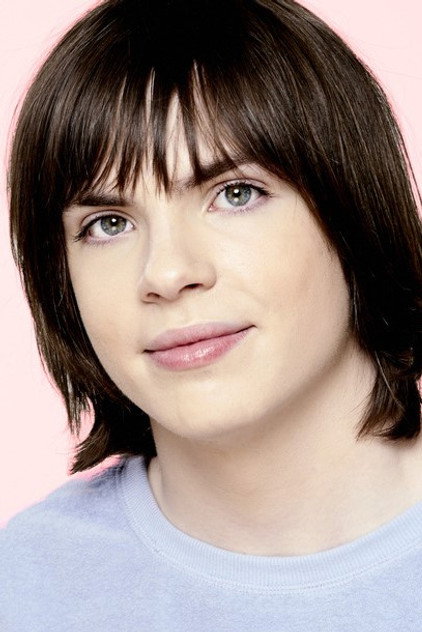 Ivy O'Brien como Peter