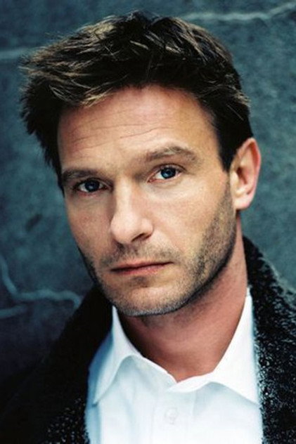 Thomas Kretschmann as Hendrichs