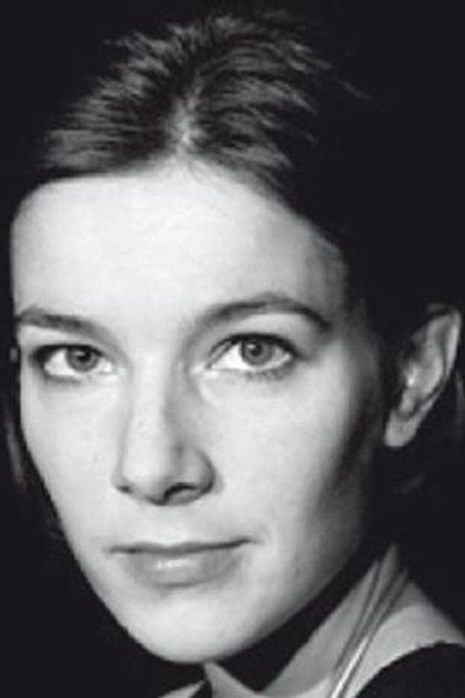 Tove Edfeldt as Adult Fiona