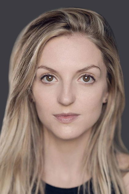 Georgia Hirst 역 Becky