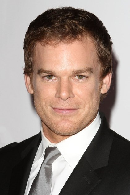 Michael C. Hall como Brad