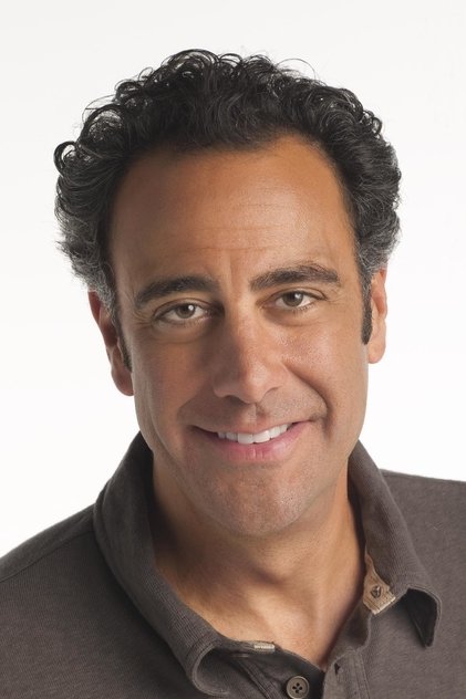 Brad Garrett como Duncan Rhodes