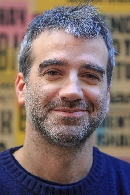 Daniel Hendler como Fernando