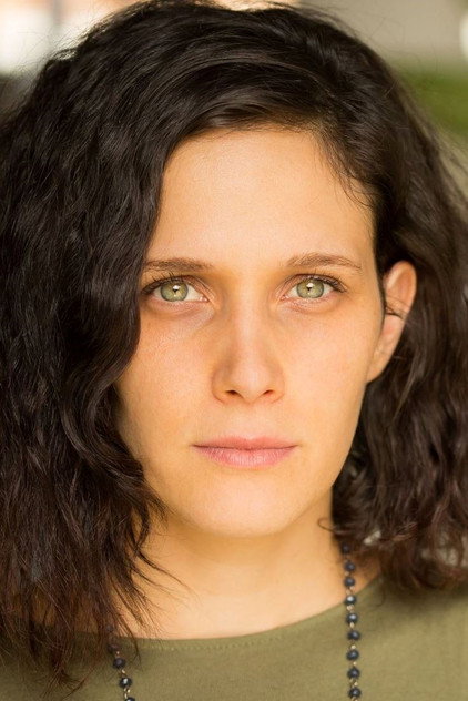 Camila Selser dans le rôle de Fernanda 'Fer' Huizar