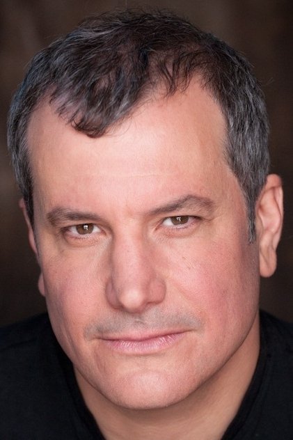 Keith Kupferer as Detective Murphy