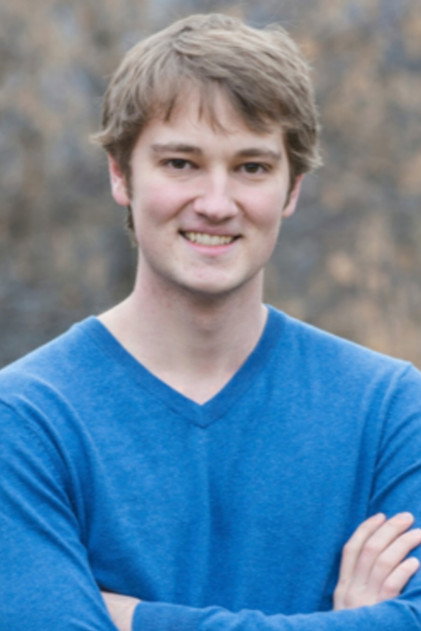 James Rallison como James (voice)