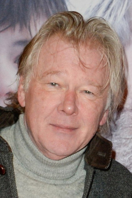 Philippe Vincent como Chief Editor (voice)