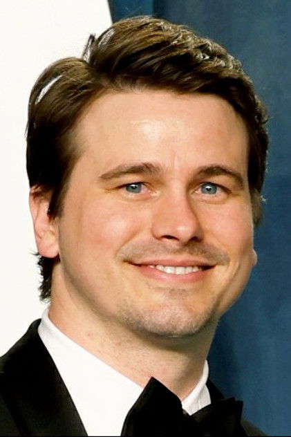 Jason Ritter 역 Cpt. Jonathan Fall (voice)
