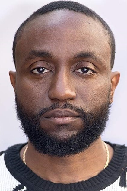 Byron Bowers como Terry Hughes
