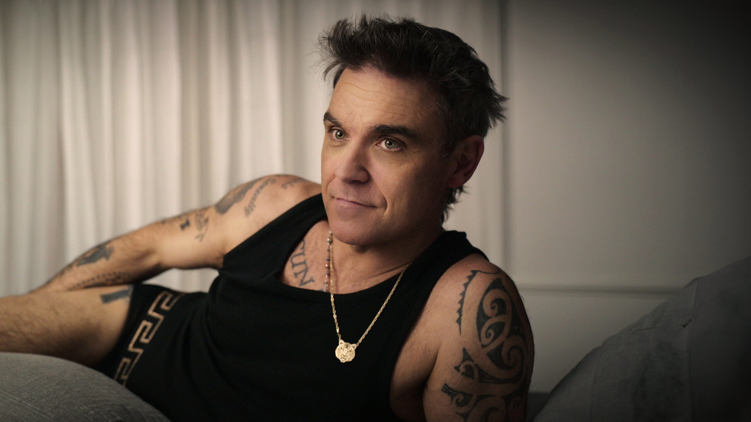Robbie Williams: un viaje honesto pero desordenado