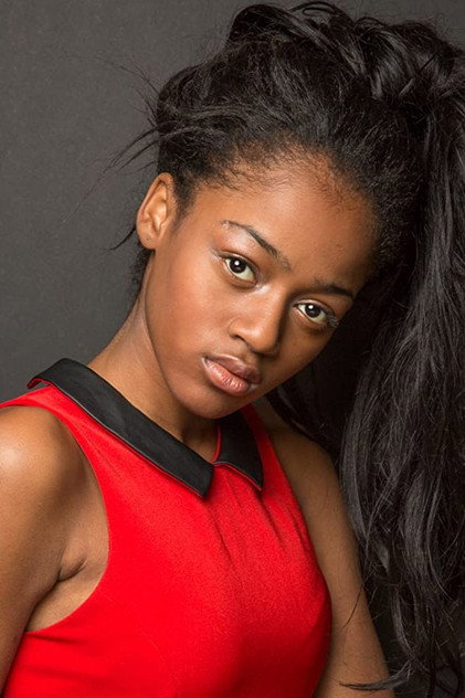 Gracie Marie Bradley como Beauty