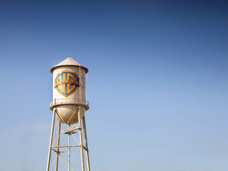 Warner Bros. demanda a Amazon por la fuga de ejecutivos de HBO y deja al descubierto su falta de poder