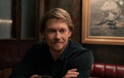 Joe Alwyn y Sarah Pidgeon salen juntos: dos actores que hicieron del silencio su estilo