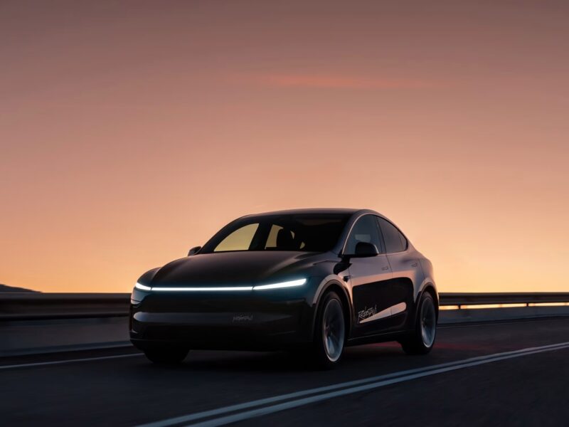O robotáxi da Tesla está mais caro enquanto a expansão emperra