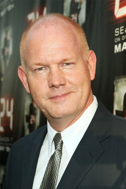 Glenn Morshower as Captain Henry Davis