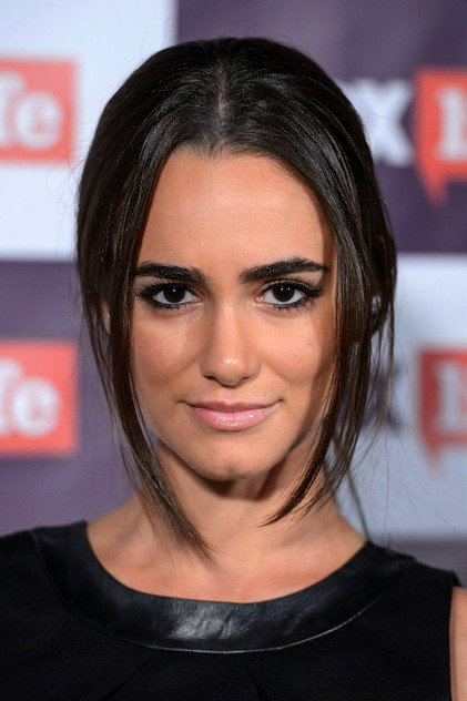 Alicia Sanz como Esmé