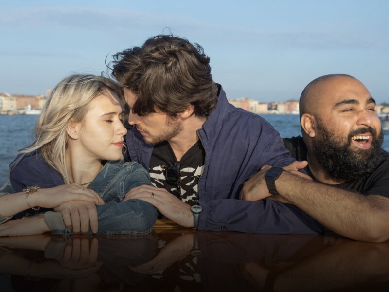 The Honeymoon: el humor se ahoga en un personaje repetitivo
