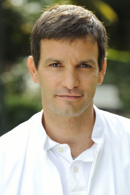 Luca Zamperoni as Patrick Gruber