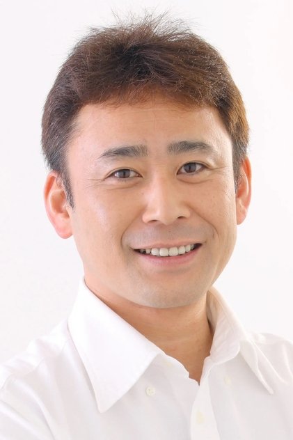Wataru Takagi como Ryuujin (voice)