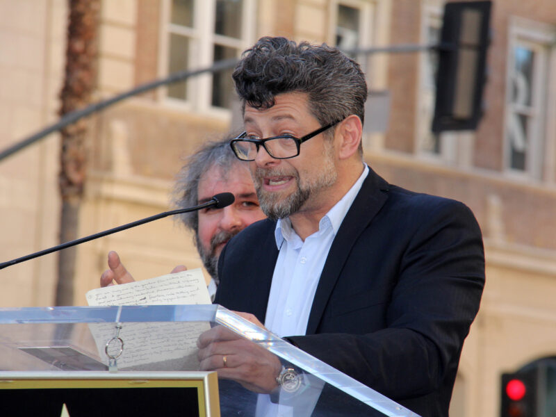 Andy Serkis e a carreira construída na invisibilidade do écrã