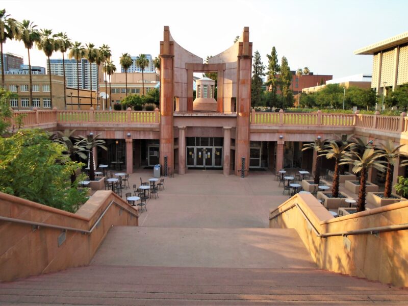 Arizona State apuesta por el influencer como profesión de cuatro años