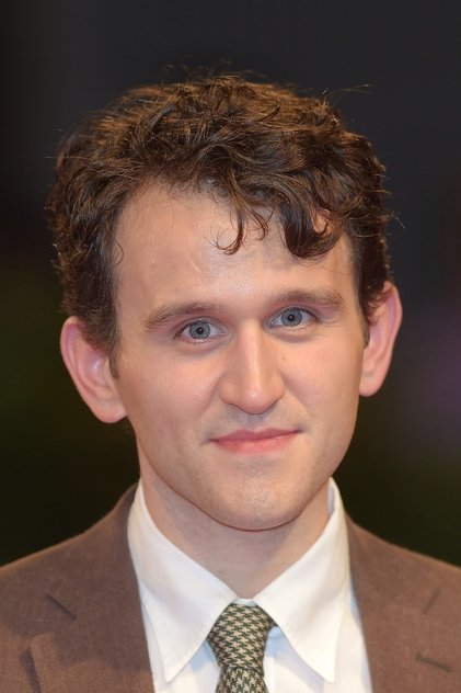 Harry Melling como Roy Laferty