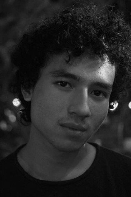 Giulio Parengkuan como Rama
