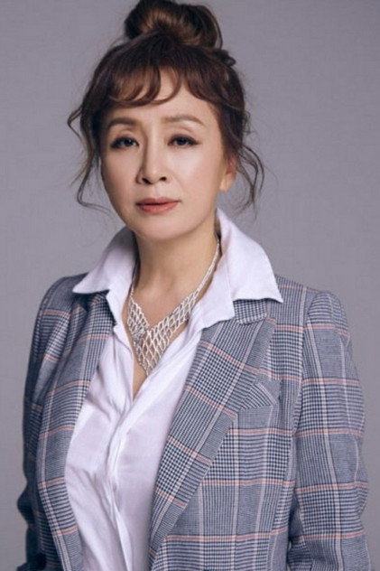박해미 como Domi's Mother-in-law