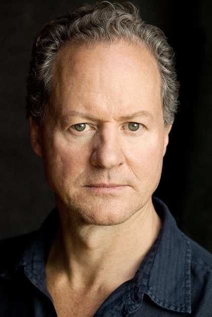 William Hope como Sheriff