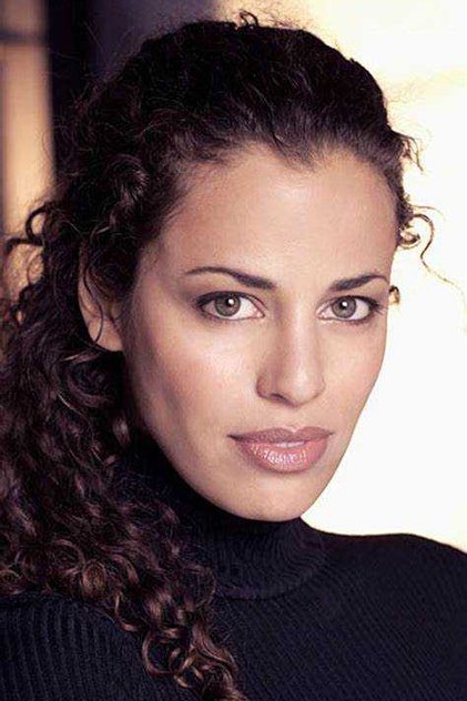 Athena Karkanis as Opaline / Glory (voice)