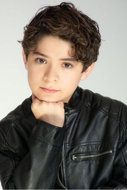 Kaled Acab as Óscar (kid)