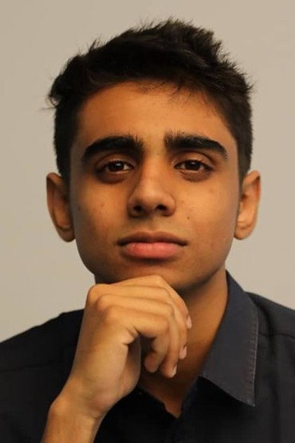 Amrith Jayan 饰 Aditya 'Adi' Menon