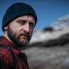 《侦探佛斯特》（2024）。Netflix系列：一个雪地惊险、神秘和谋杀的剧情片