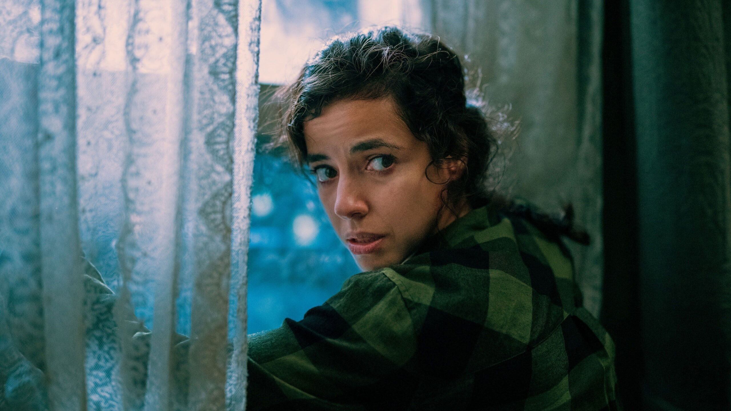 No one gets out alive: un inicio prometedor ahogado en clichés